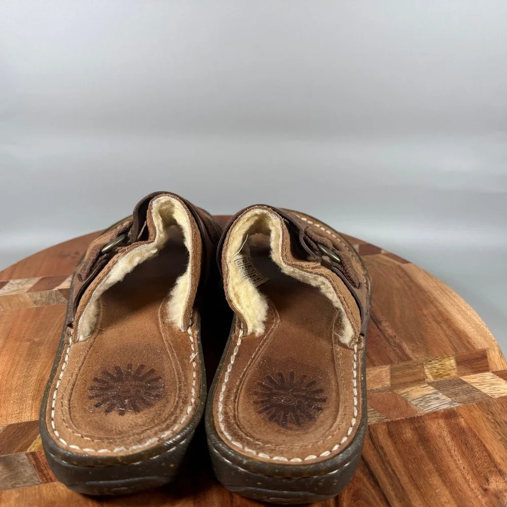 UGG 1611 Brown Suede Shearling Lined Slide Sandals Womens Size 6 Boho Casual